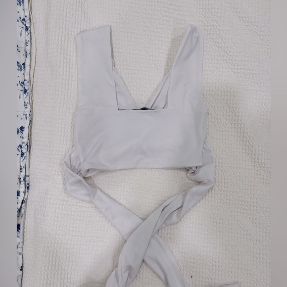 Lioness Porto Cervo Tie Up Crop - Picture 4 of 8